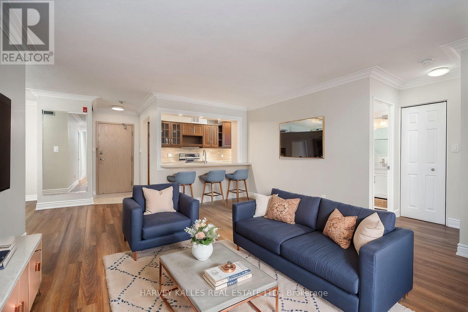521 - 20 Southport Street, Toronto, Ontario M6S 4Y8 - Photo 6 - W13688144