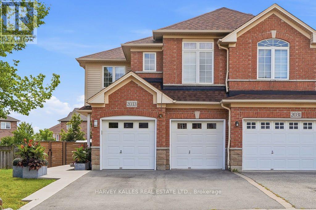 2033 REDSTONE CRESCENT, Oakville, Ontario