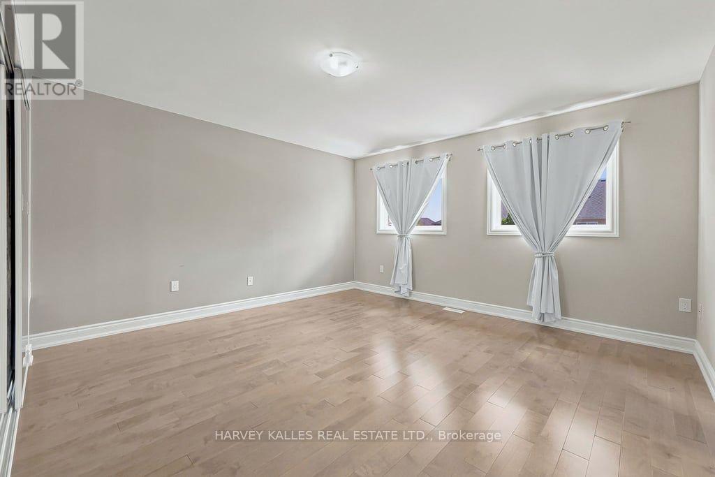 2033 Redstone Crescent, Oakville, Ontario  L6M 5B2 - Photo 18 - W13689230