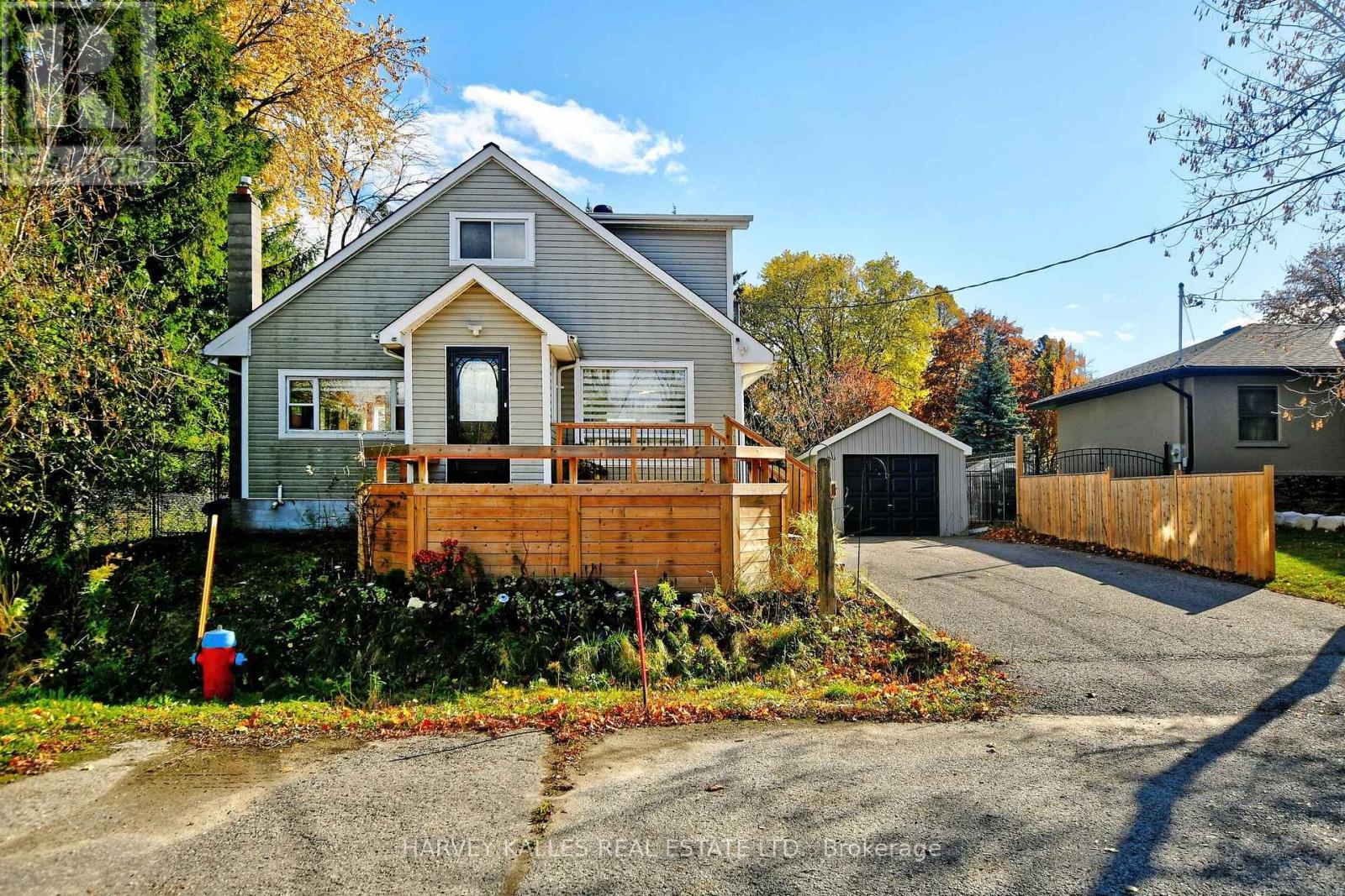 11 PENNY PLACE, Richmond Hill, Ontario