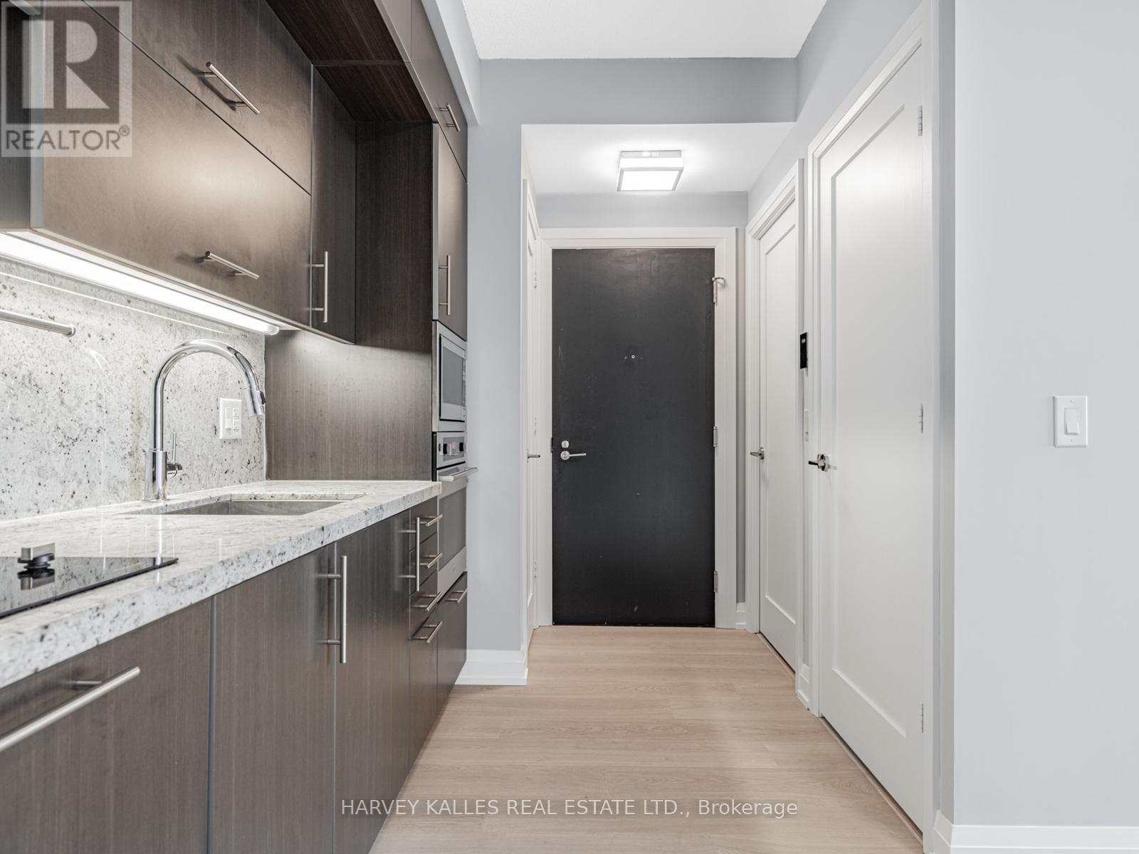 2121 - 5 Sheppard Avenue E, Toronto, Ontario M2N 2Z8 - Photo 5 - C13695252