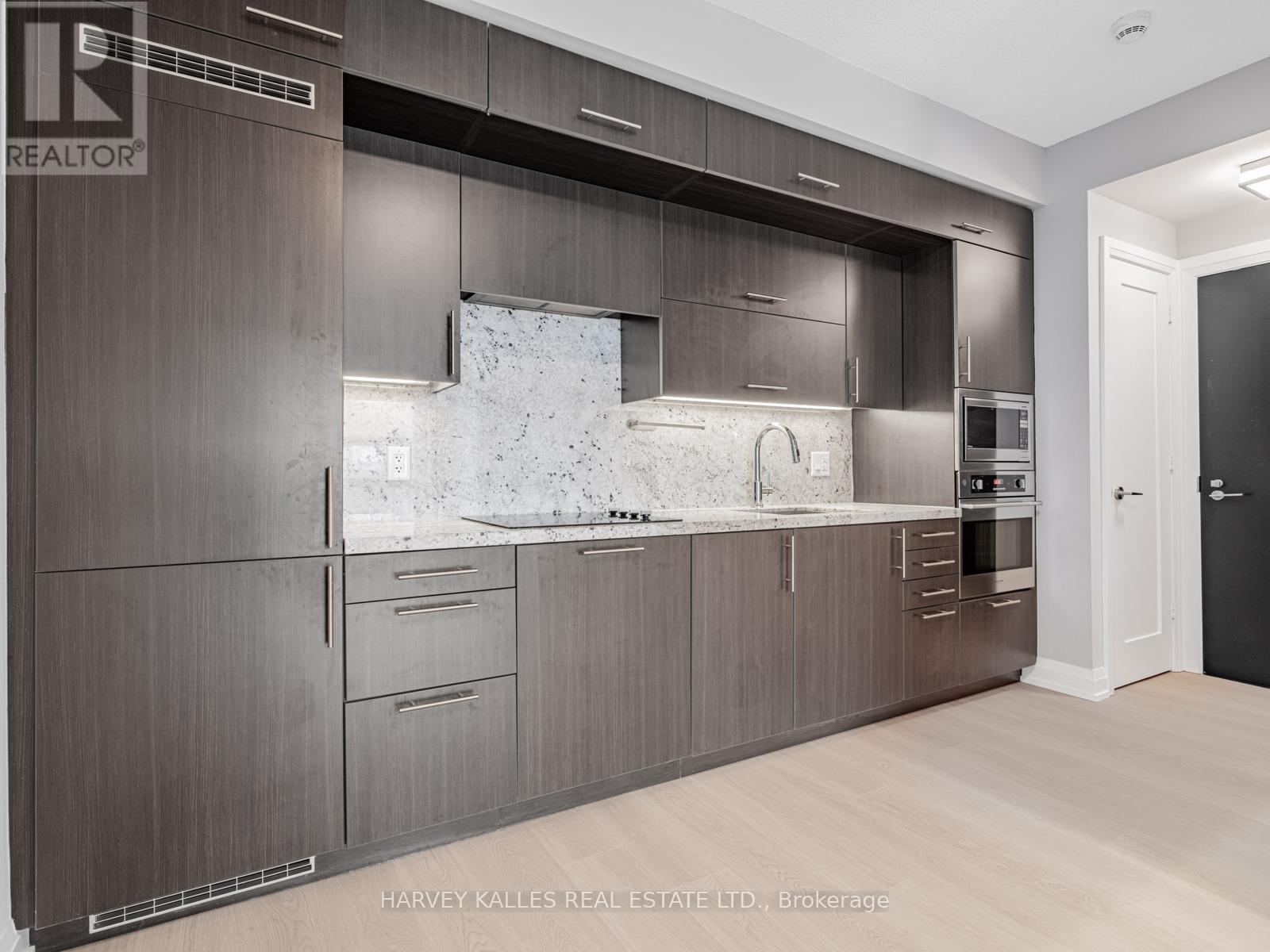 2121 - 5 Sheppard Avenue E, Toronto, Ontario M2N 2Z8 - Photo 6 - C13695252
