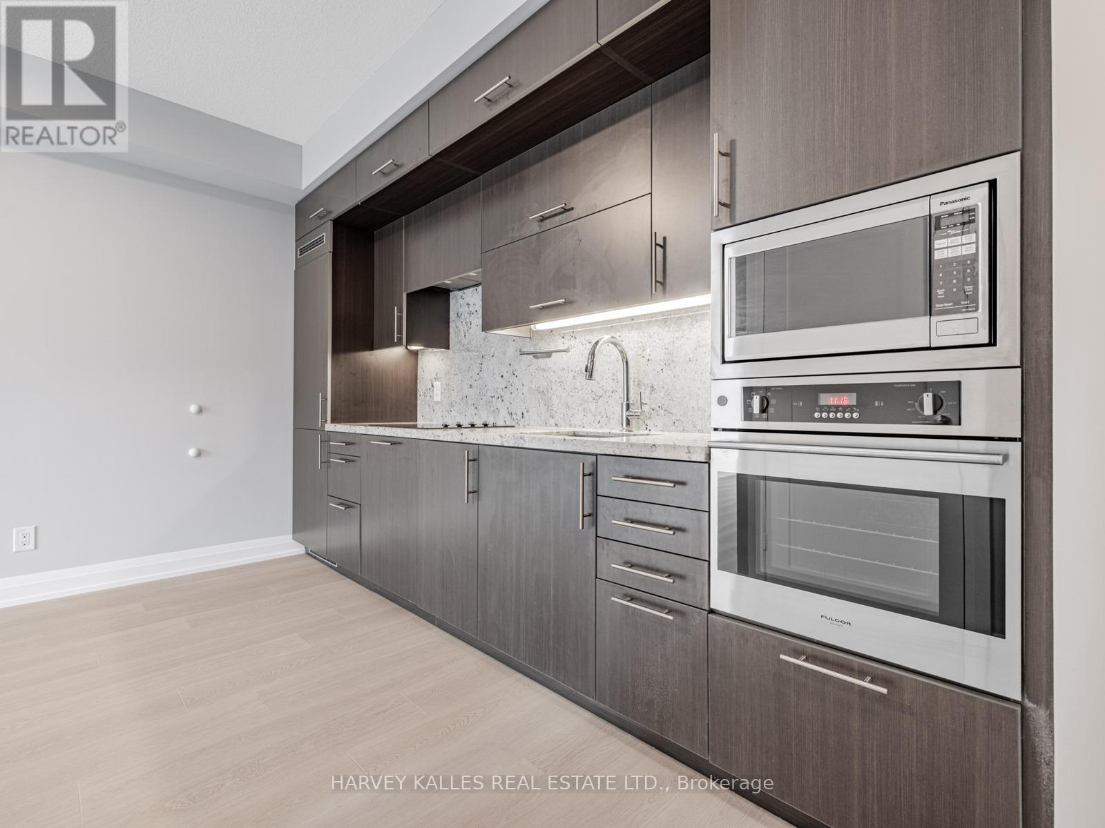 2121 - 5 Sheppard Avenue E, Toronto, Ontario M2N 2Z8 - Photo 7 - C13695252