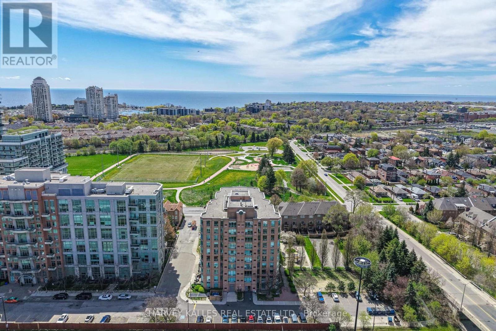 904 - 190 Manitoba Street, Toronto, Ontario  M8Y 3Y8 - Photo 2 - W13698026