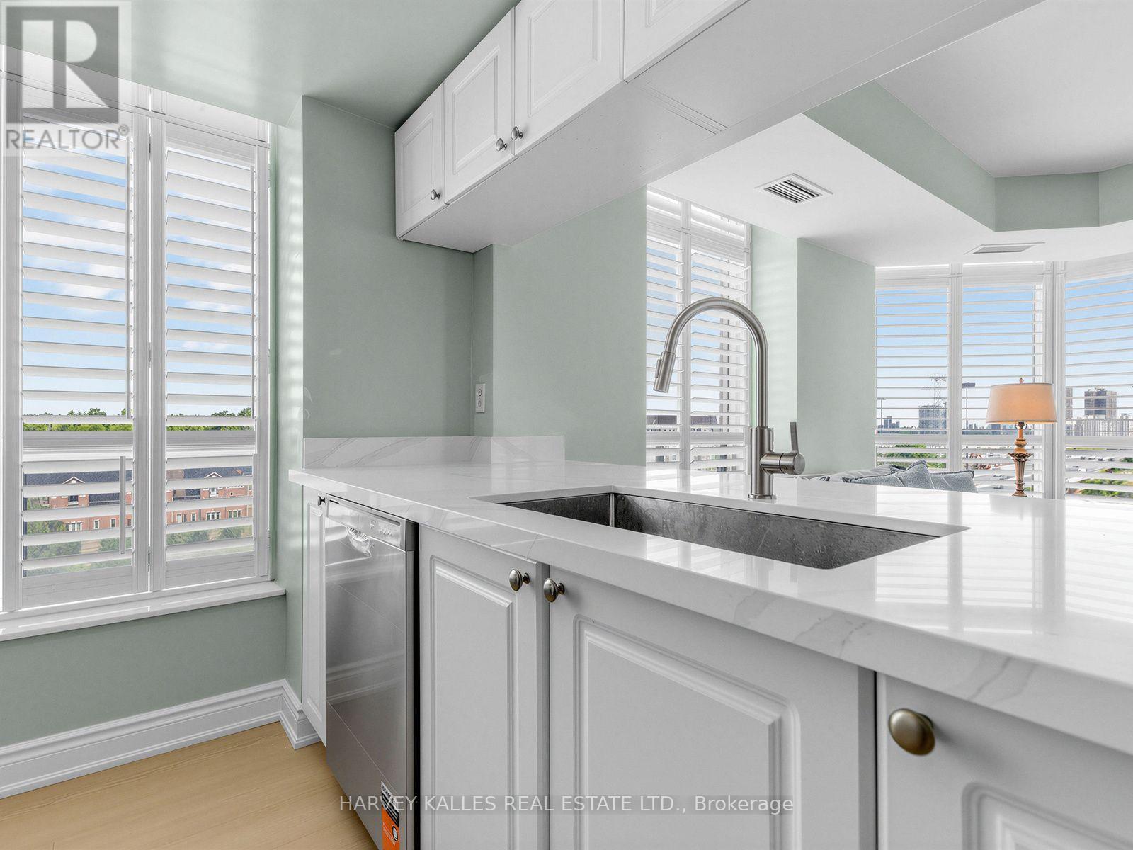 904 - 190 Manitoba Street, Toronto, Ontario  M8Y 3Y8 - Photo 6 - W13698026