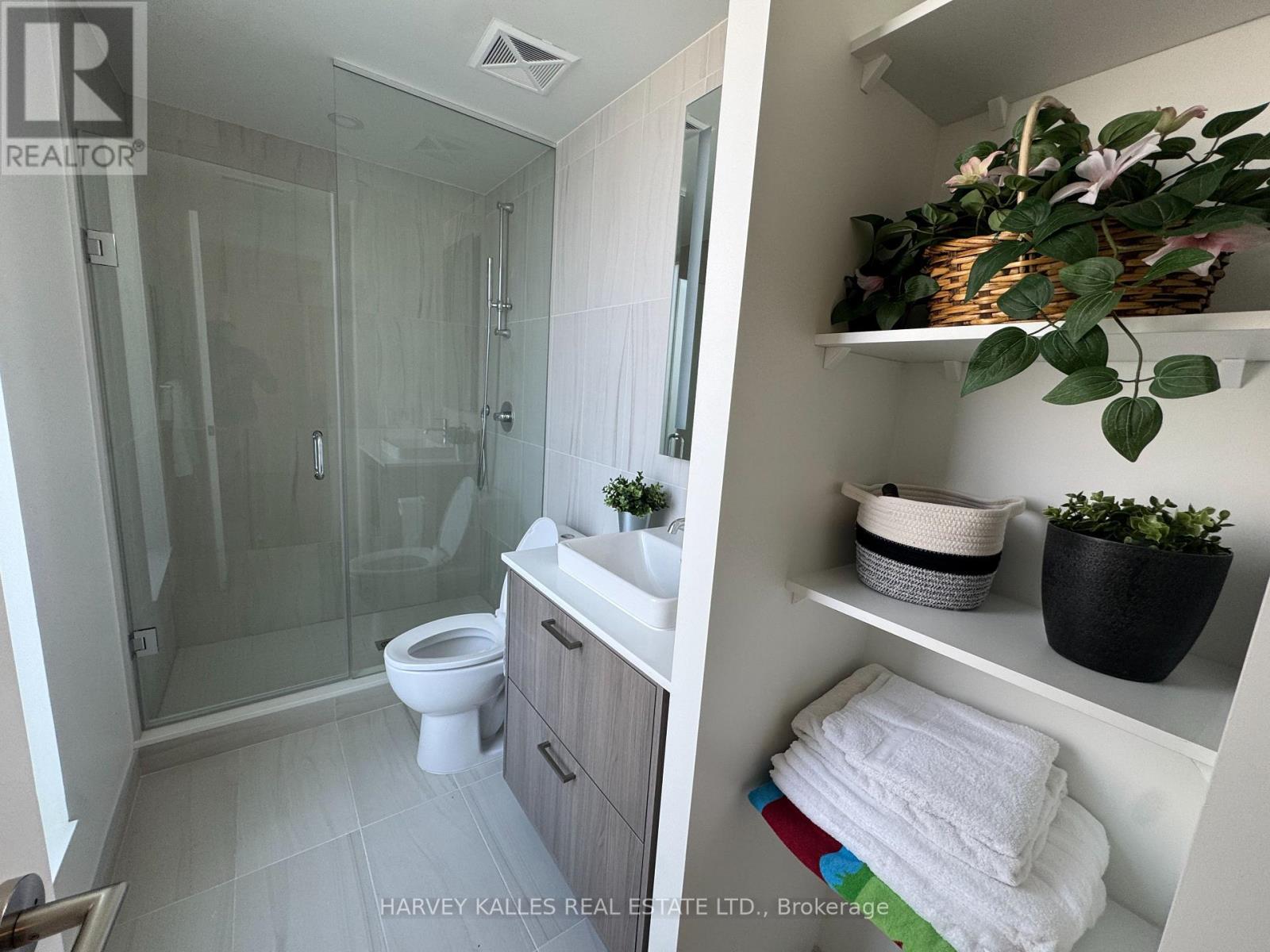 729 - 858 Dupont Street, Toronto, Ontario  M6G 0C1 - Photo 8 - W13699306