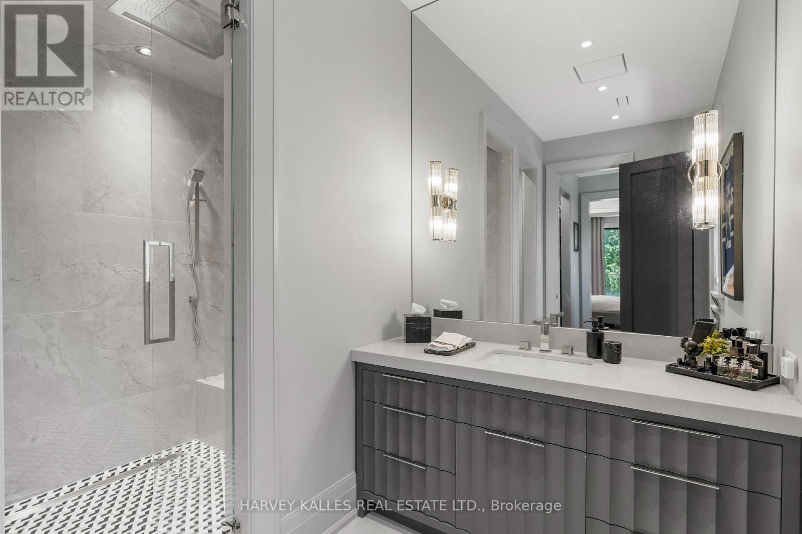 106 Richview Avenue, Toronto, Ontario M5P 3E9 - Photo 32 - C13701124