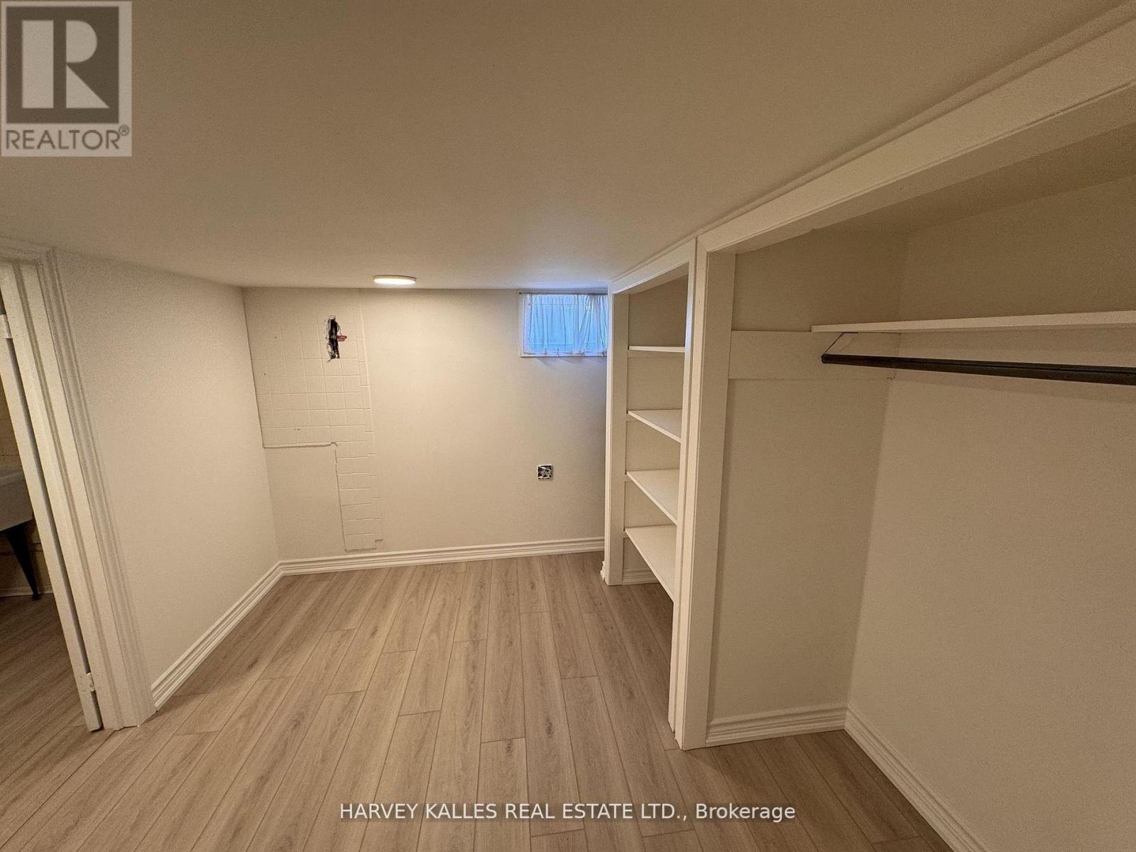 Lower - 628 Manning Avenue, Toronto, Ontario  M6G 2V9 - Photo 6 - C13701536