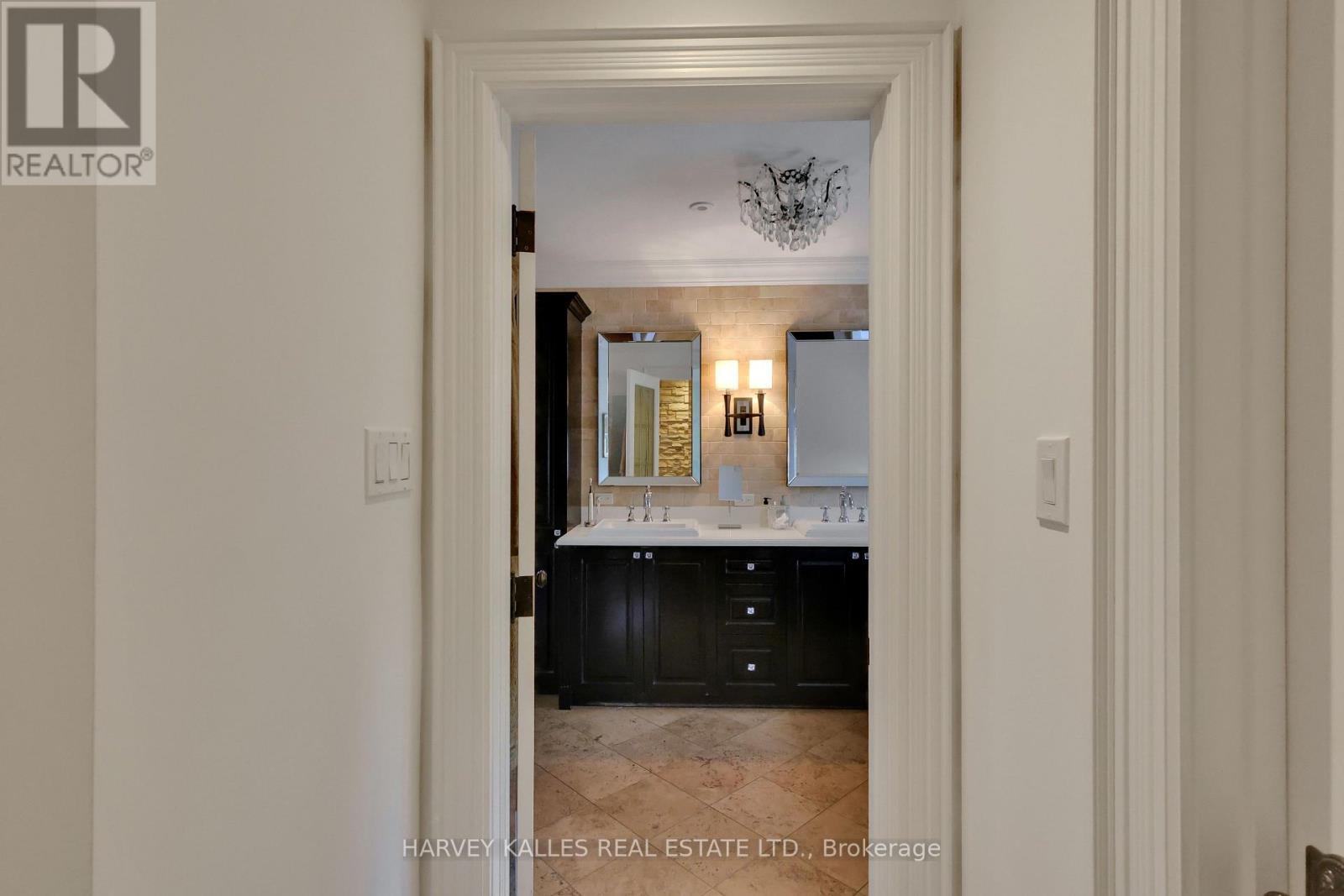 72 Teddington Park Avenue, Toronto, Ontario M4N 2C6 - Photo 27 - C13707086