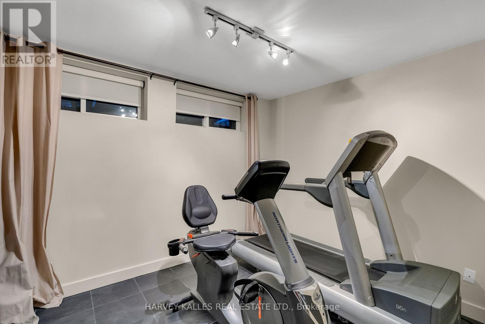 72 Teddington Park Avenue, Toronto, Ontario M4N 2C6 - Photo 37 - C13707086