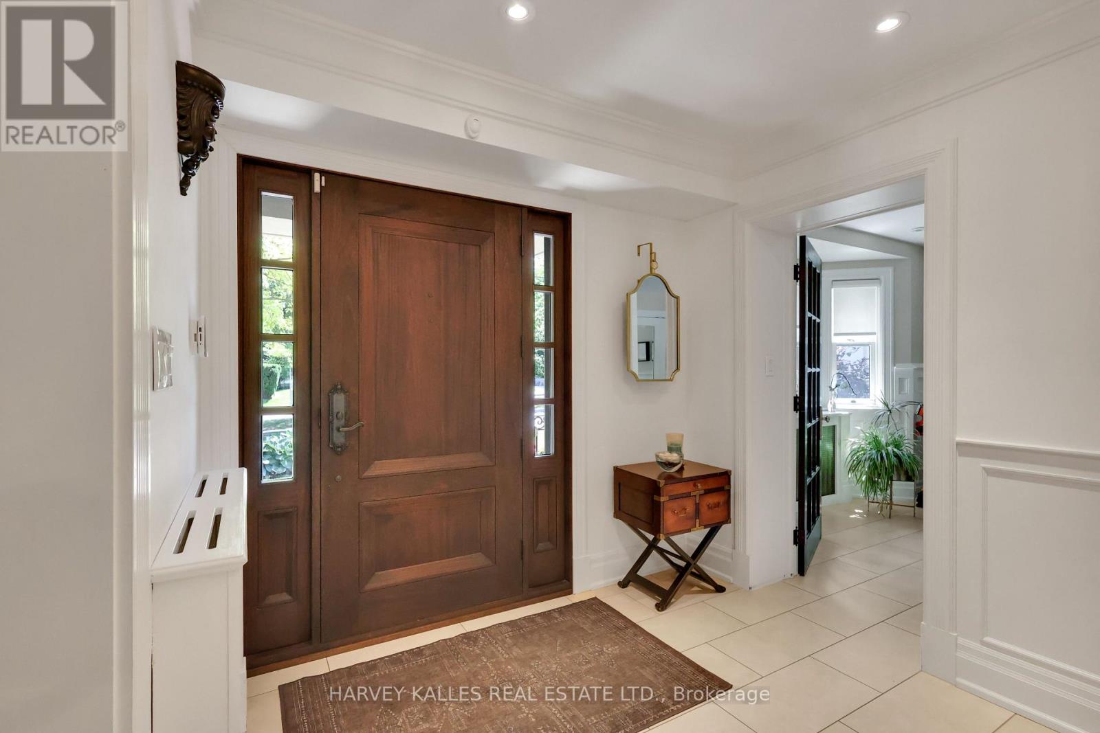 72 Teddington Park Avenue, Toronto, Ontario M4N 2C6 - Photo 6 - C13707086