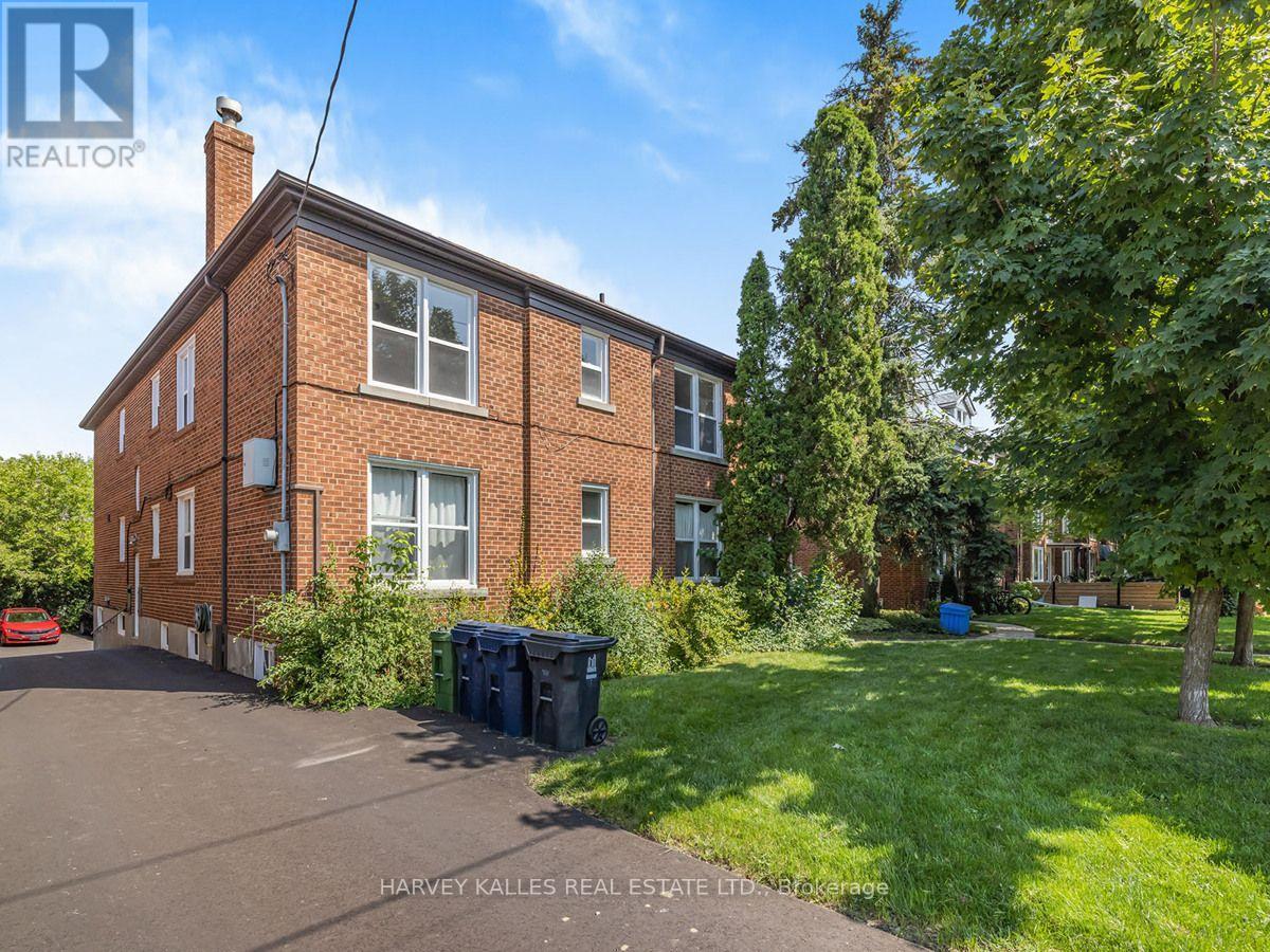4 - 8 Markdale Avenue, Toronto, Ontario M6C 1S9 - Photo 2 - C13707538