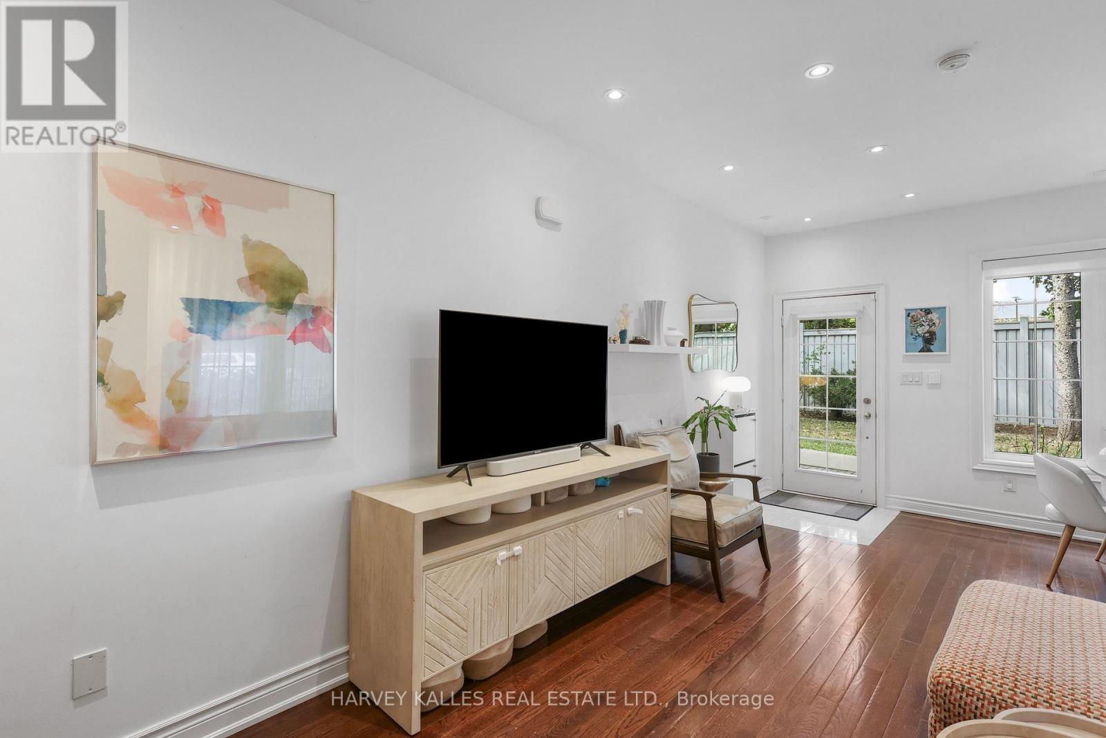 7 - 70 Hargrave Lane, Toronto, Ontario  M4N 0A4 - Photo 10 - C13708136