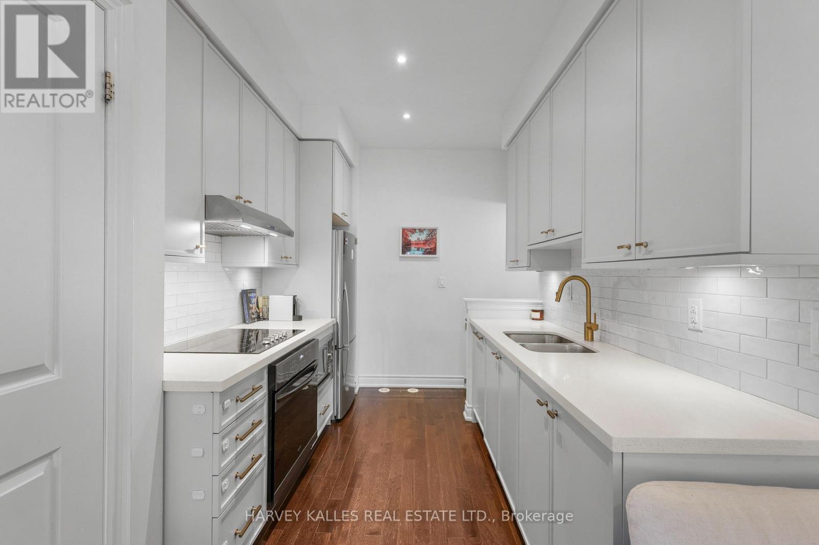 7 - 70 Hargrave Lane, Toronto, Ontario  M4N 0A4 - Photo 14 - C13708136
