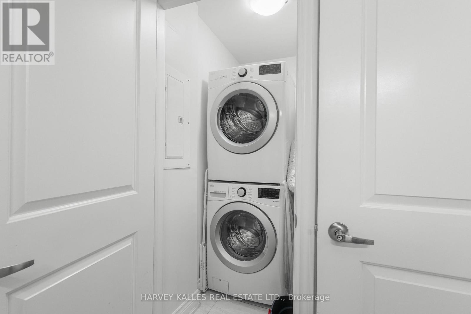 7 - 70 Hargrave Lane, Toronto, Ontario  M4N 0A4 - Photo 47 - C13708136