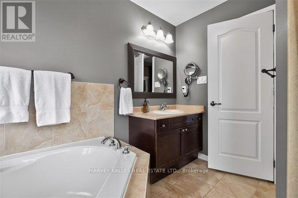 180 Leiterman Drive, Milton, Ontario L9T 8B5 - Photo 31 - W13709634