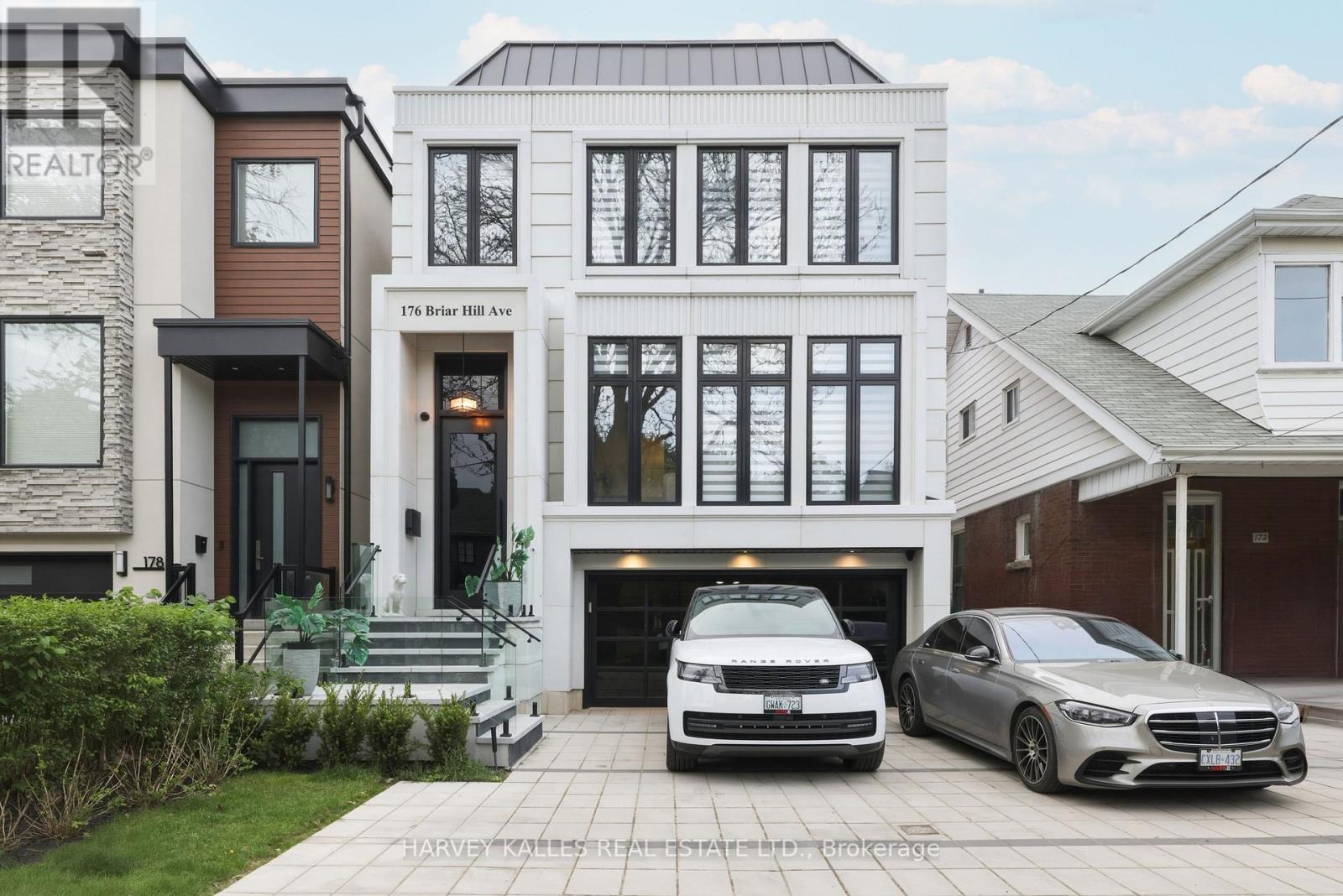 176 BRIAR HILL AVENUE, Toronto, Ontario