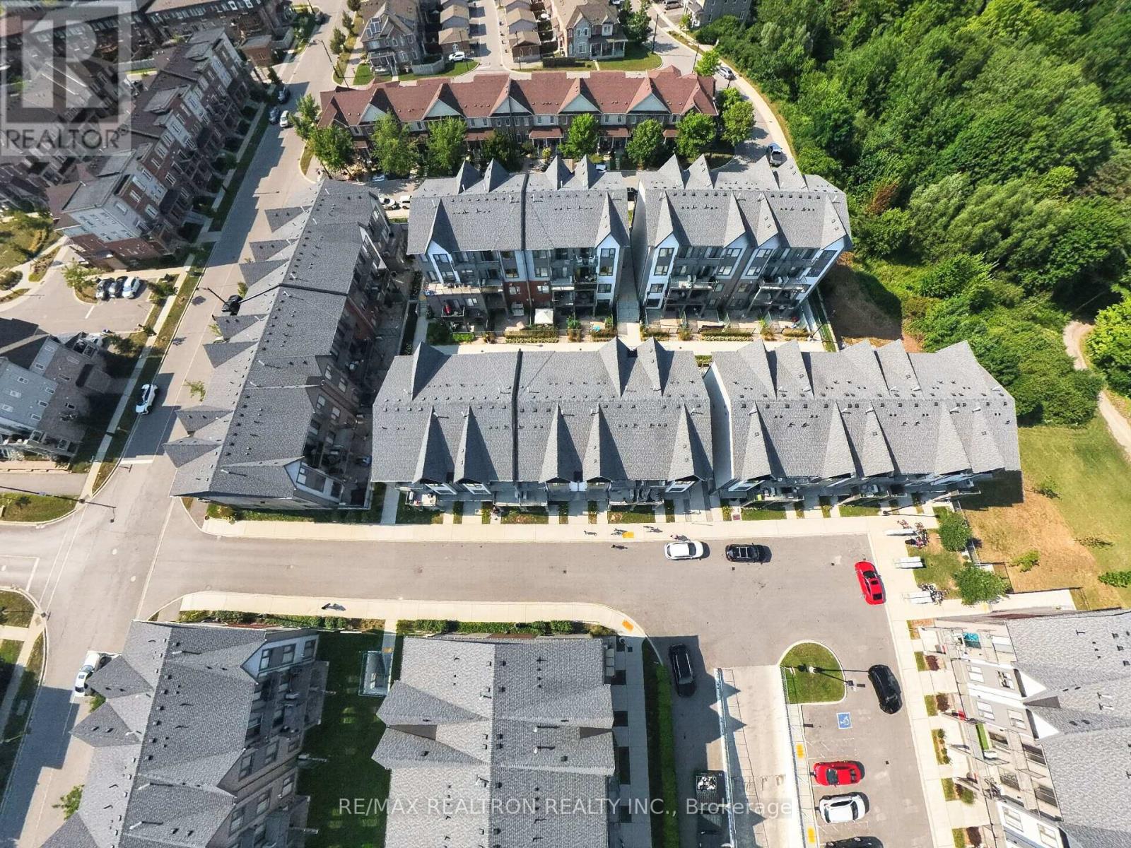1010 - 2635 William Jackson Drive, Pickering, Ontario  L1X 0L2 - Photo 3 - E13711794