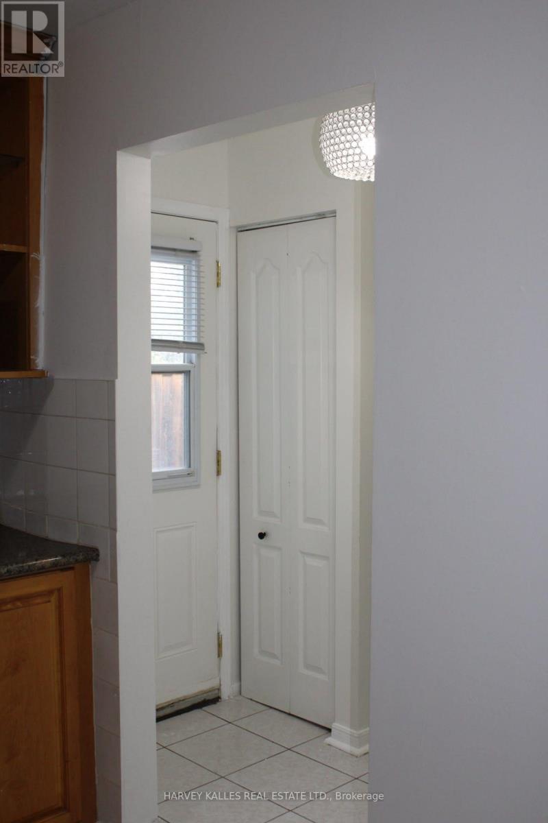 102 Goldcrest Road, Brampton, Ontario L6S 1H2 - Photo 19 - W13713032