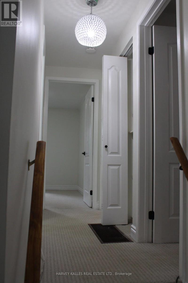 102 Goldcrest Road, Brampton, Ontario L6S 1H2 - Photo 27 - W13713032