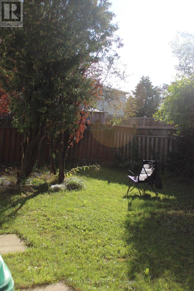 102 Goldcrest Road, Brampton, Ontario L6S 1H2 - Photo 35 - W13713032