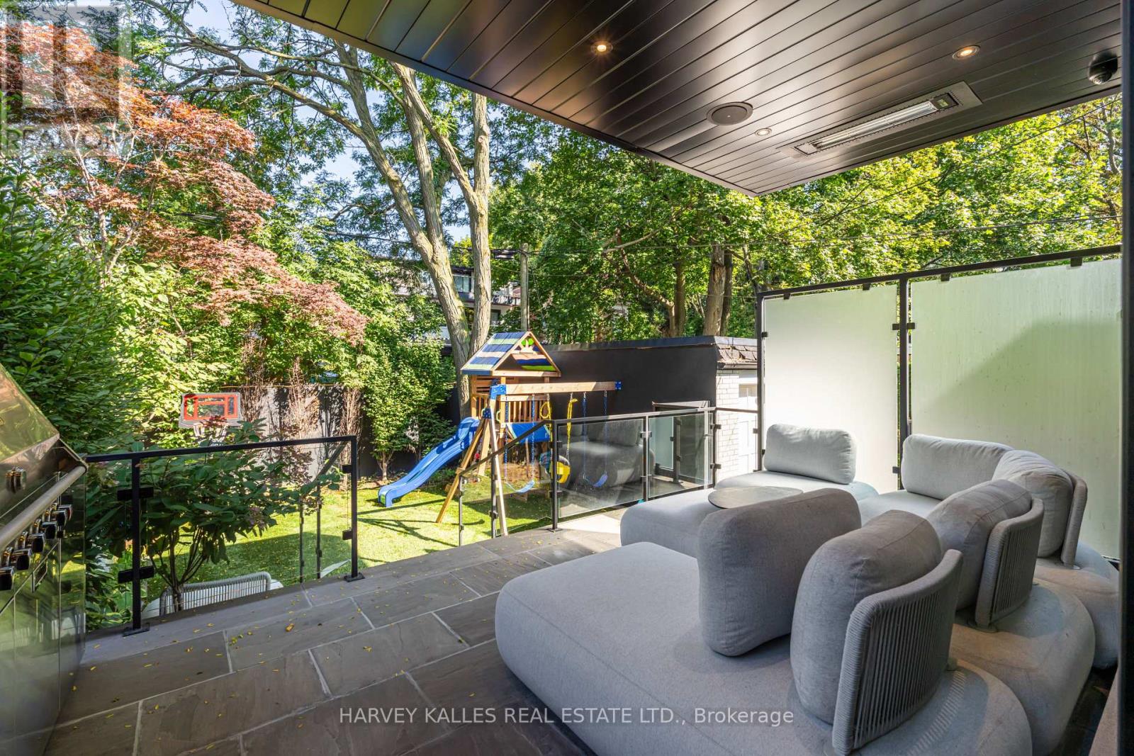 40 Thelma Avenue, Toronto, Ontario  M4V 1X9 - Photo 16 - C13713204