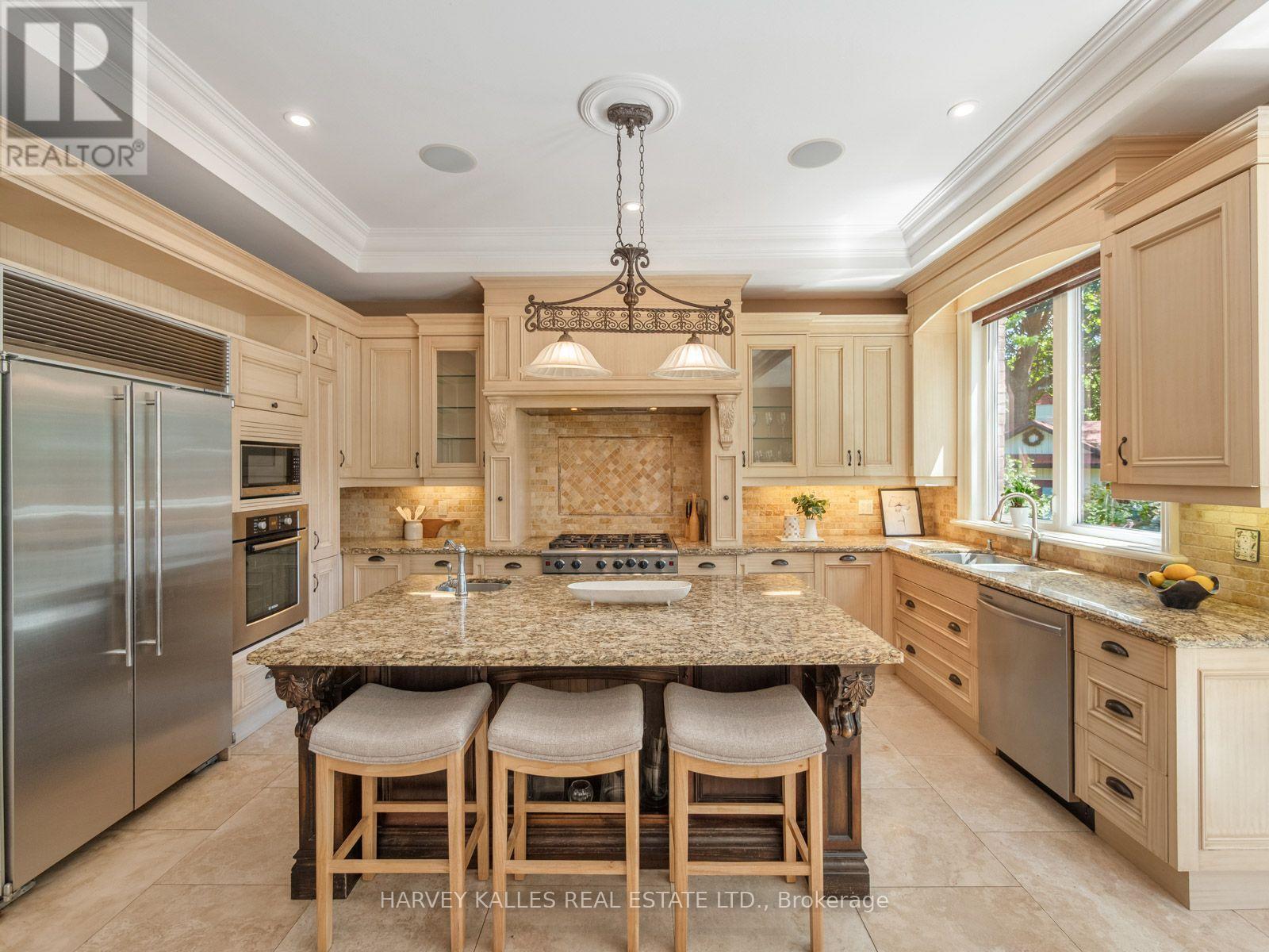 73 Carmichael Avenue, Toronto, Ontario  M5M 2W8 - Photo 10 - C13717986