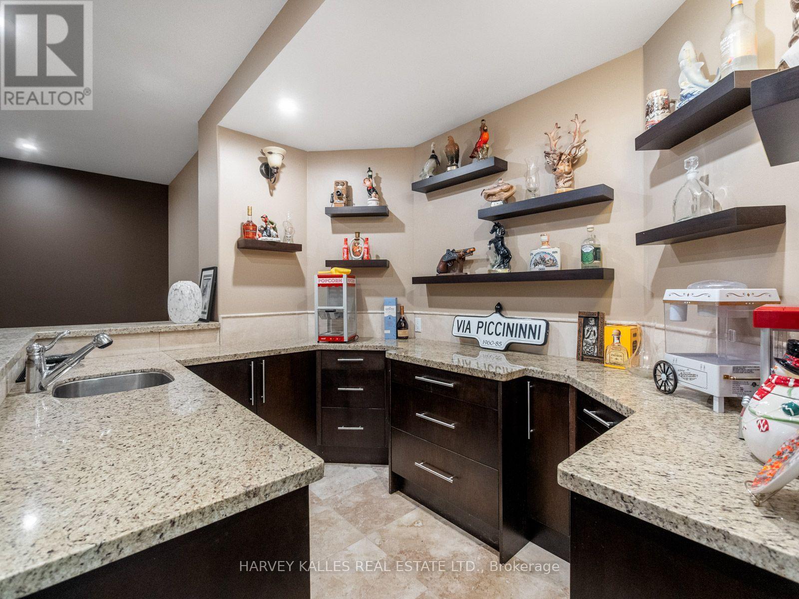 73 Carmichael Avenue, Toronto, Ontario  M5M 2W8 - Photo 31 - C13717986