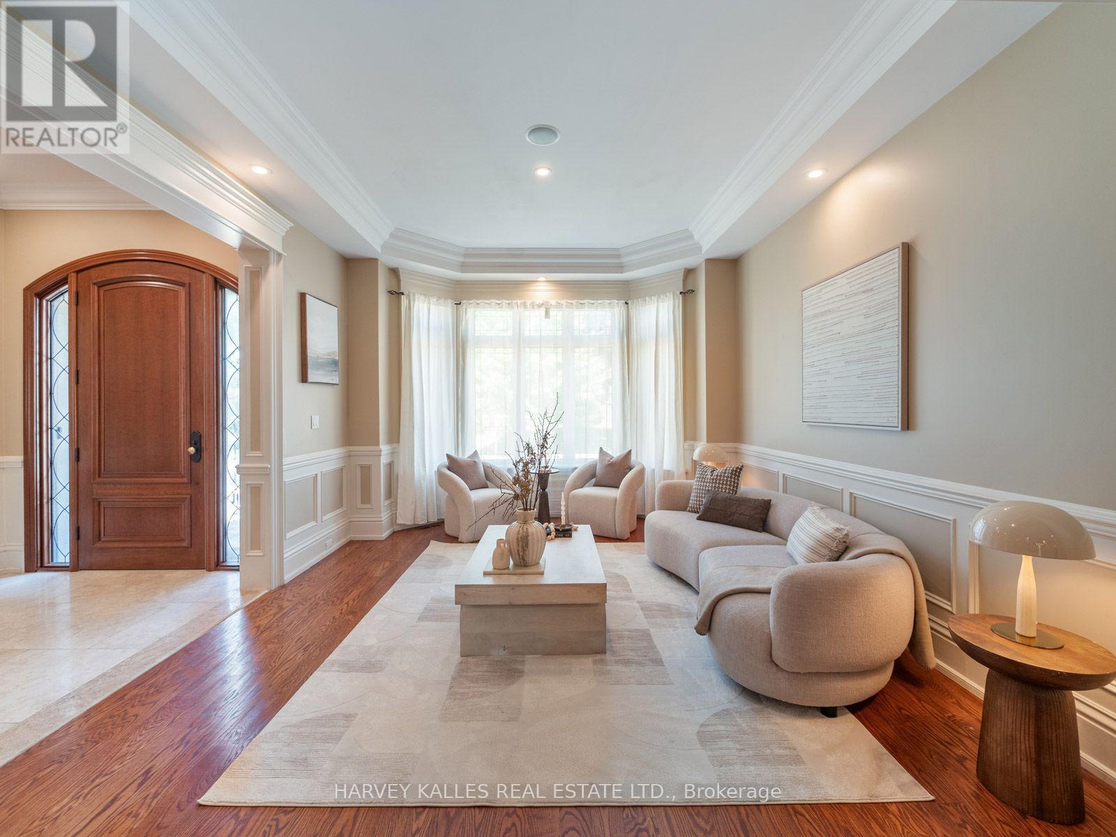 73 Carmichael Avenue, Toronto, Ontario  M5M 2W8 - Photo 4 - C13717986