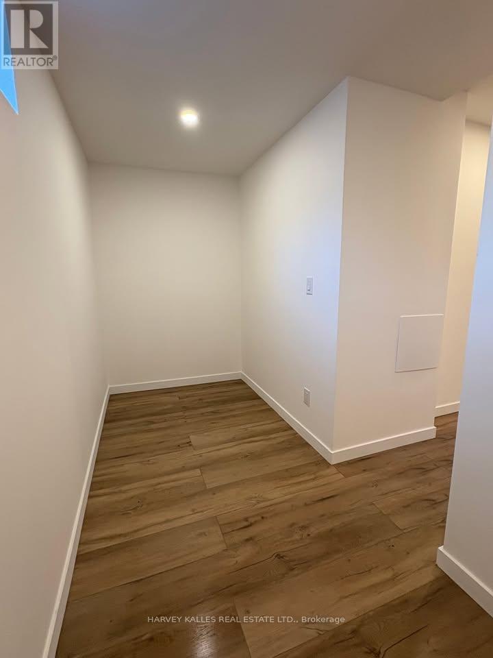 Lower - 557 Crawford Street, Toronto, Ontario M6G 3J9 - Photo 4 - C13718488