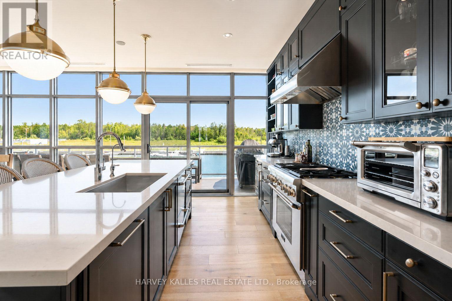 3787 Mangusta Court, Innisfil, Ontario L9S 0L5 - Photo 16 - N13719282