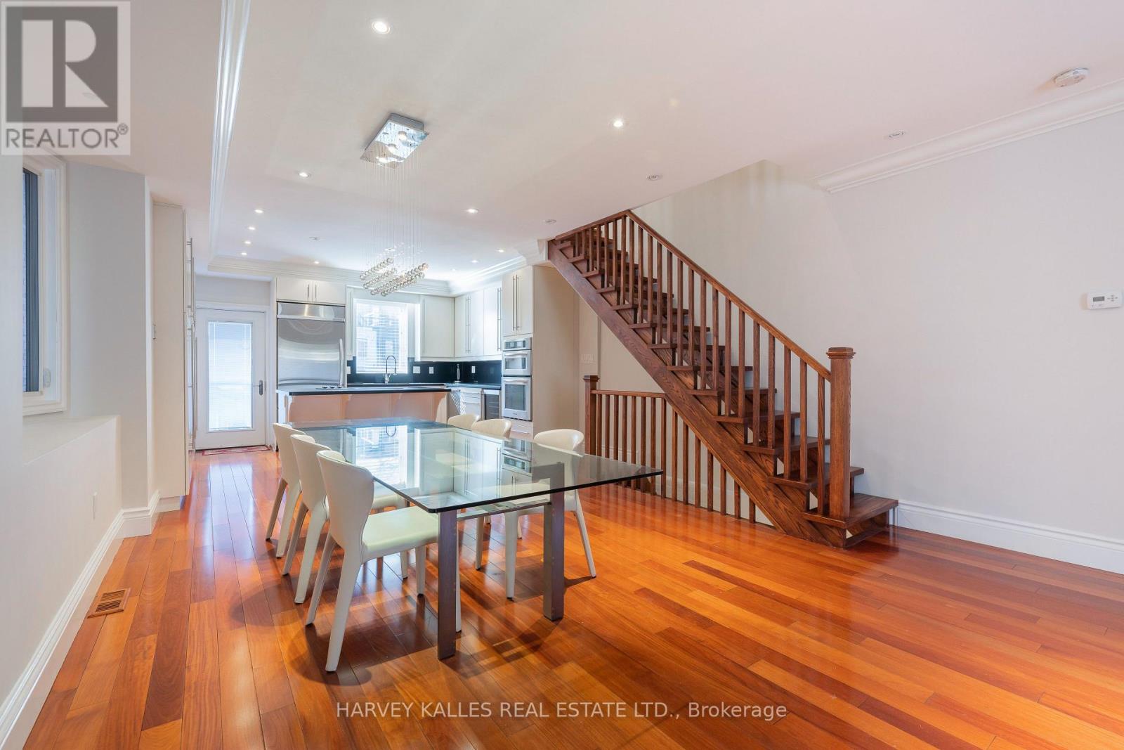 1107 Gerrard Street E, Toronto, Ontario M4M 1Z9 - Photo 10 - E13721094