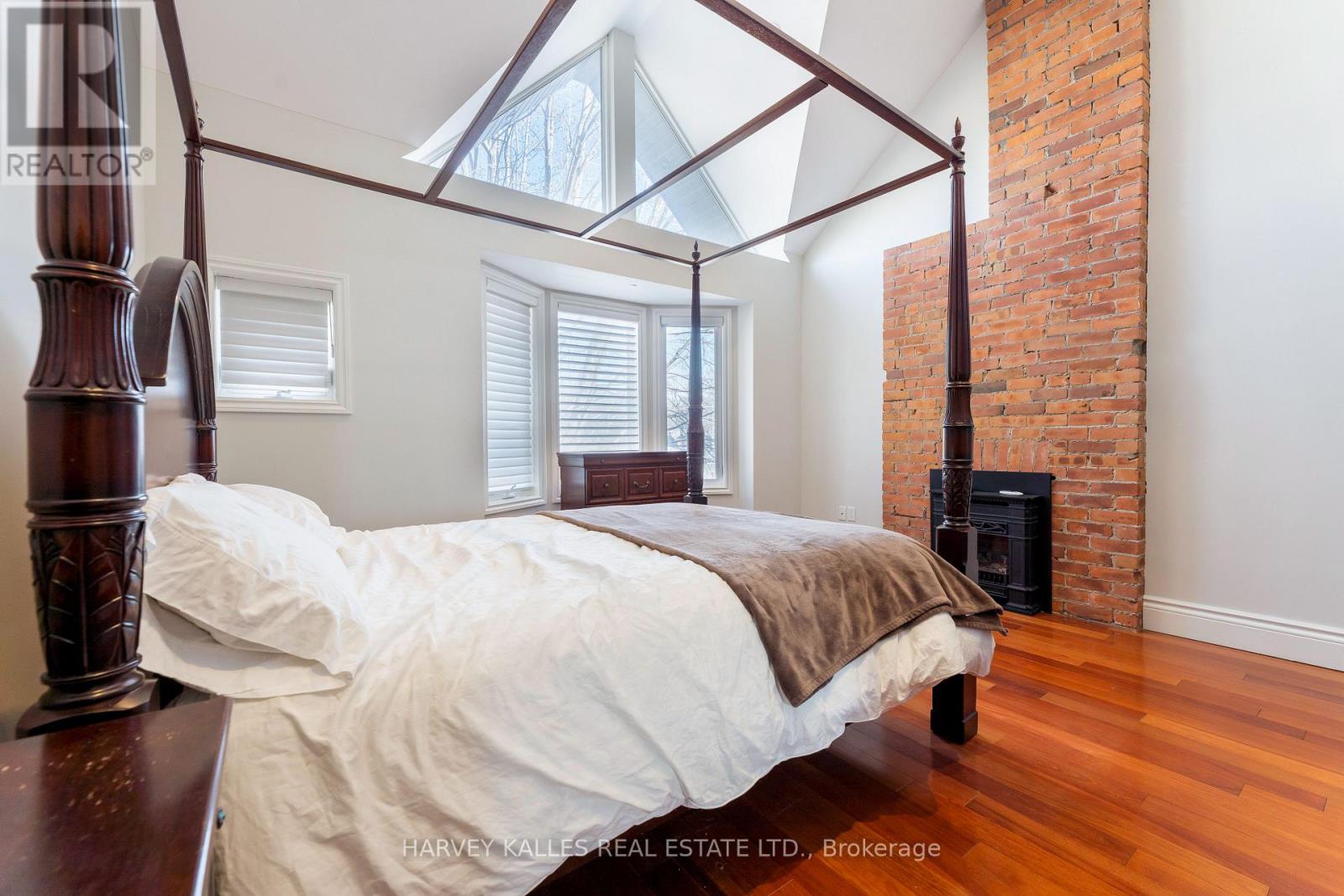 1107 Gerrard Street E, Toronto, Ontario M4M 1Z9 - Photo 18 - E13721094