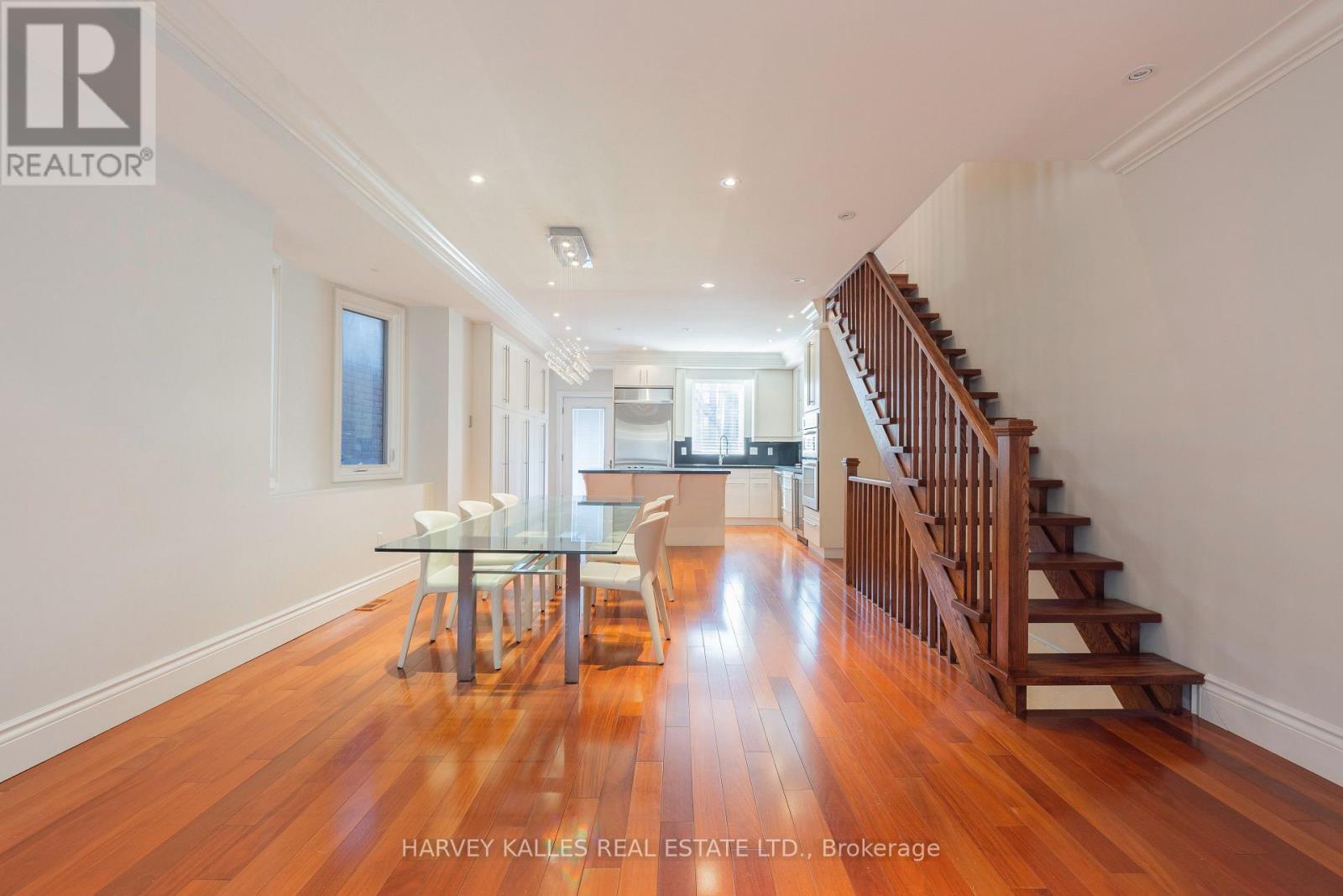 1107 Gerrard Street E, Toronto, Ontario M4M 1Z9 - Photo 8 - E13721094