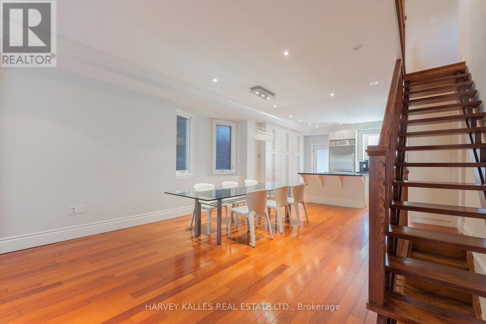 1107 Gerrard Street E, Toronto, Ontario M4M 1Z9 - Photo 9 - E13721094