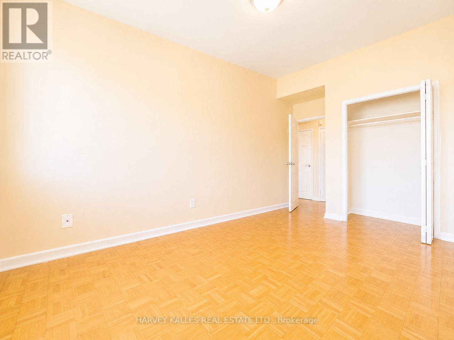 305 - 80 Blackfriar Avenue, Toronto, Ontario M9R 3S9 - Photo 18 - W13721896