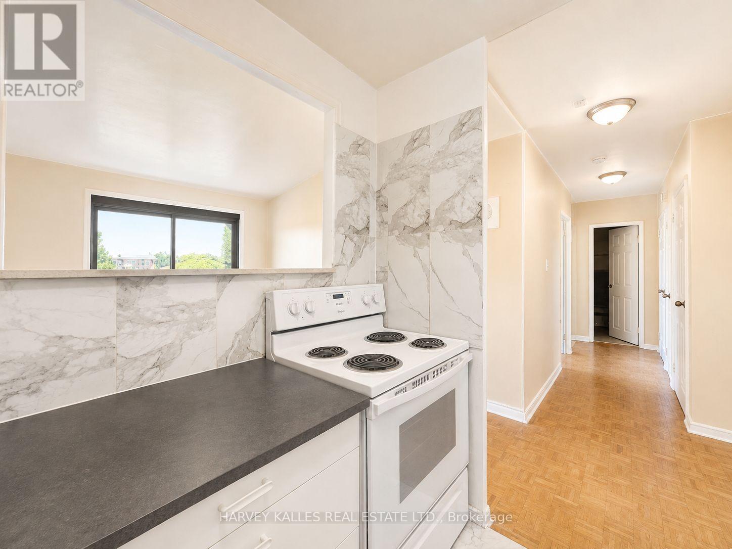 305 - 80 Blackfriar Avenue, Toronto, Ontario M9R 3S9 - Photo 4 - W13721896