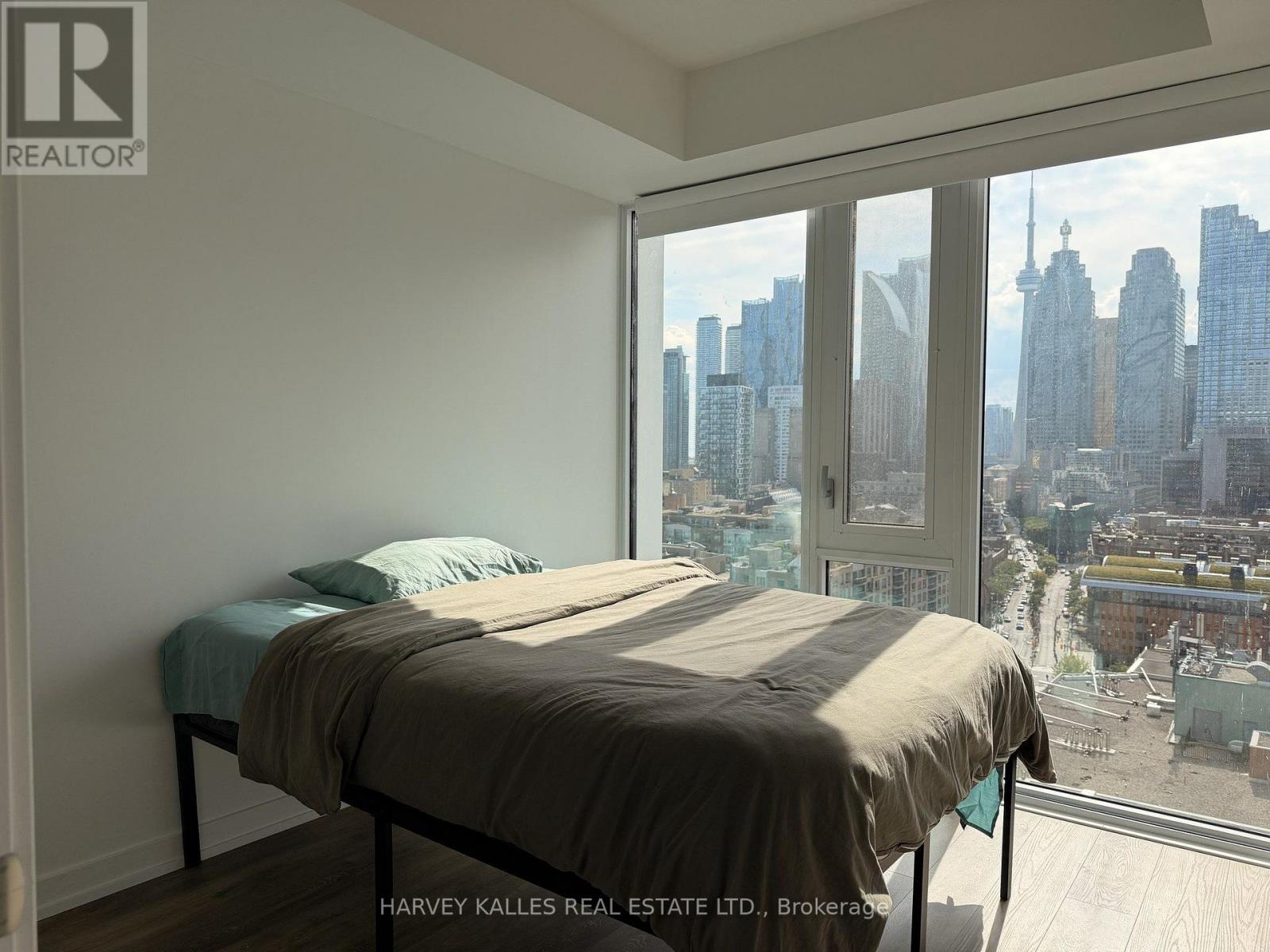1704 - 158 Front Street E, Toronto, Ontario M5V 1E5 - Photo 6 - C13722678