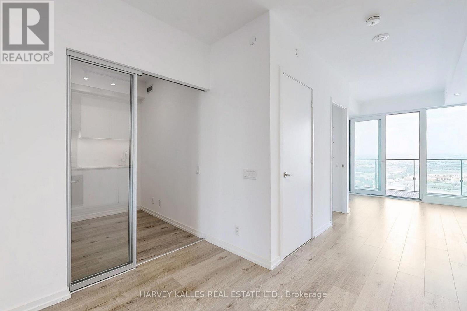 2807 - 7890 Jane Street, Vaughan, Ontario  L4K 0L1 - Photo 14 - N13725988