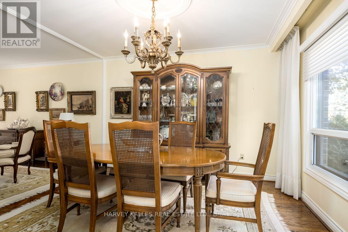 30 Coreydale Court, Toronto, Ontario  M3H 4T2 - Photo 11 - C13727500