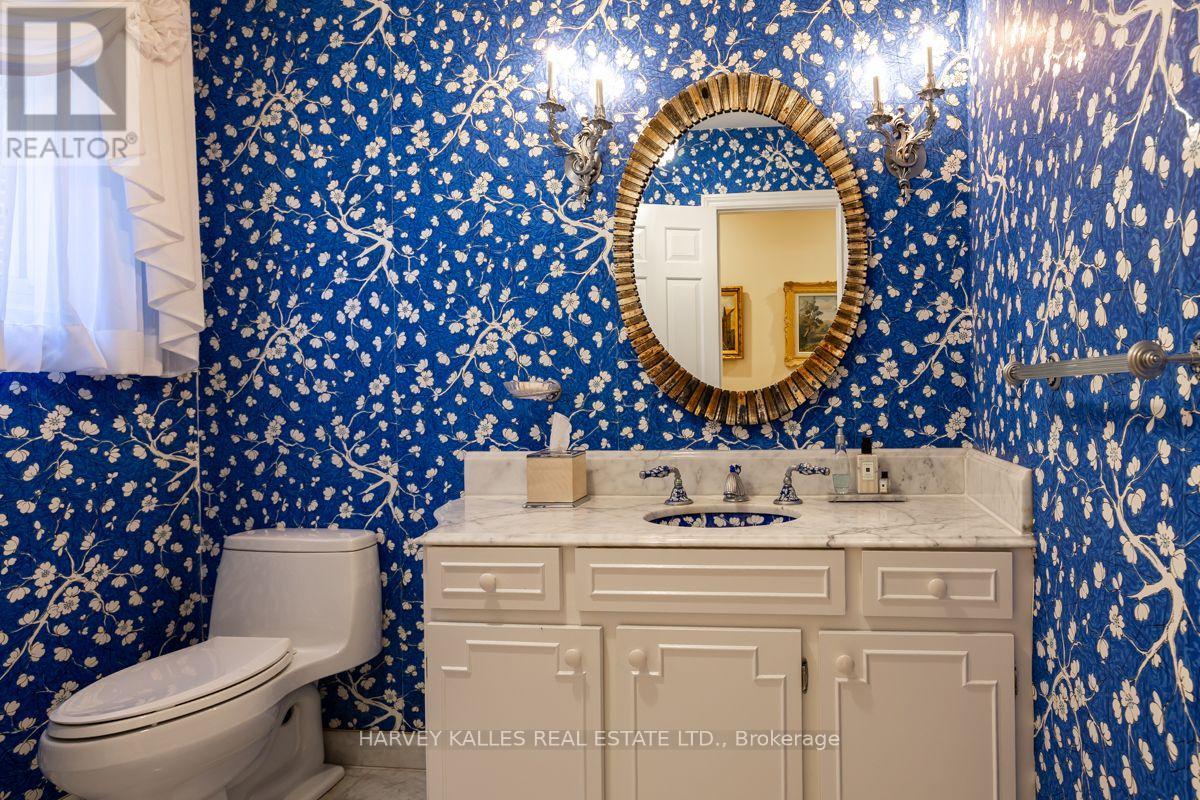 30 Coreydale Court, Toronto, Ontario  M3H 4T2 - Photo 16 - C13727500
