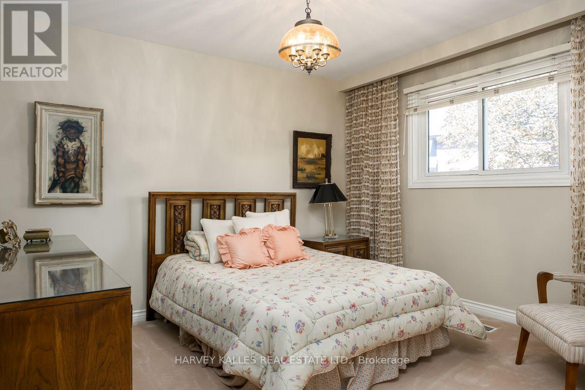 30 Coreydale Court, Toronto, Ontario  M3H 4T2 - Photo 22 - C13727500