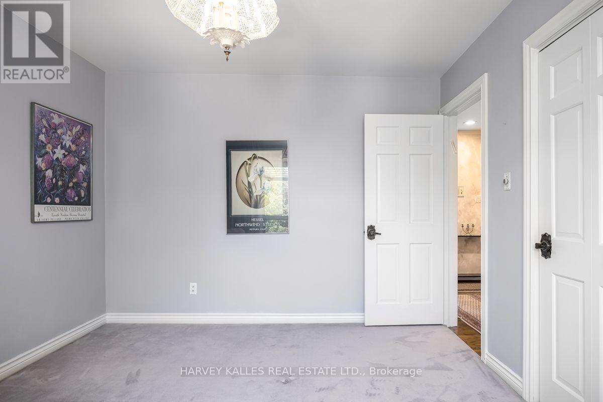 30 Coreydale Court, Toronto, Ontario  M3H 4T2 - Photo 25 - C13727500