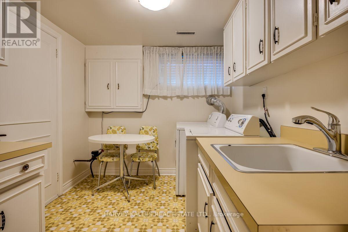 30 Coreydale Court, Toronto, Ontario  M3H 4T2 - Photo 38 - C13727500