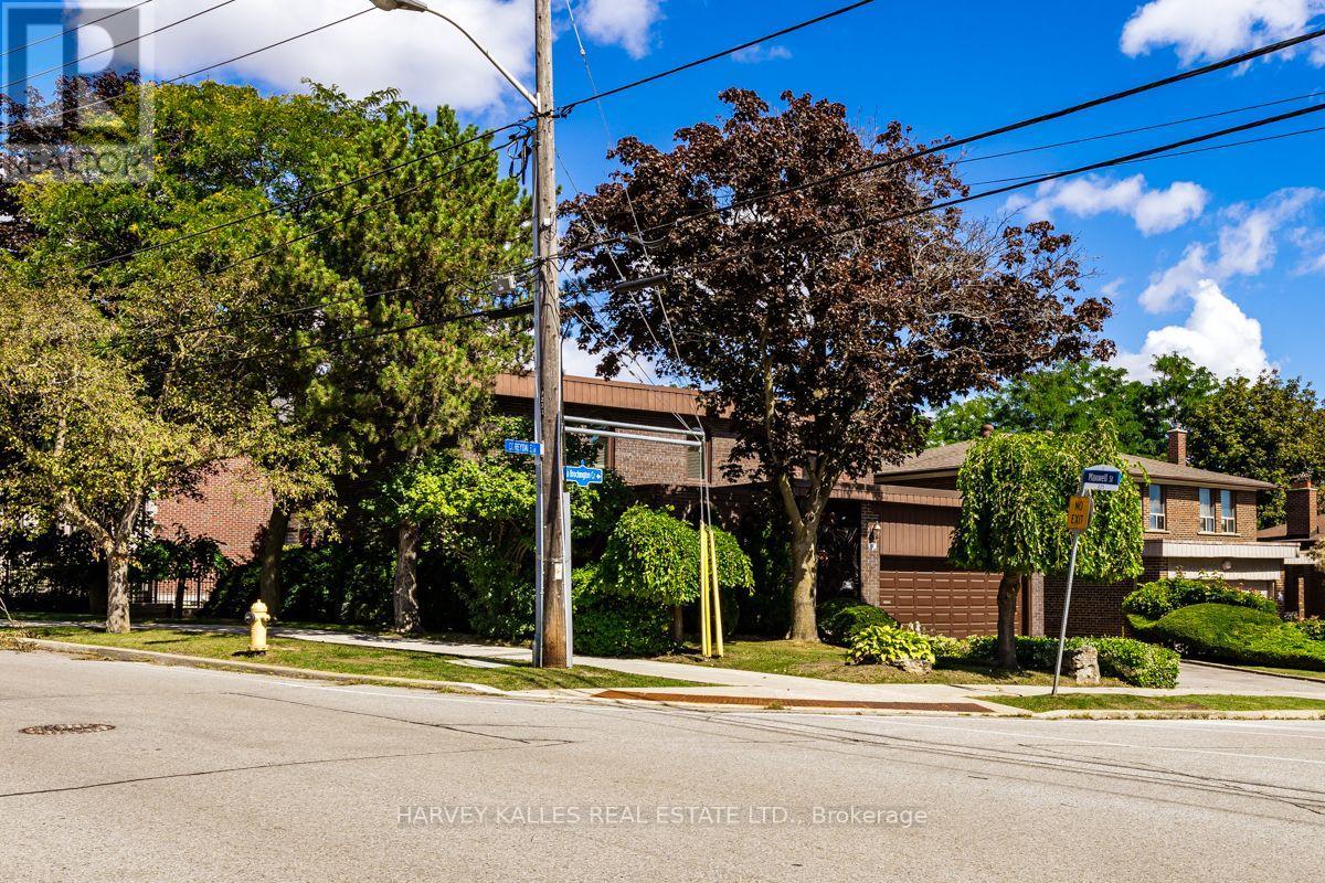 30 Coreydale Court, Toronto, Ontario  M3H 4T2 - Photo 40 - C13727500