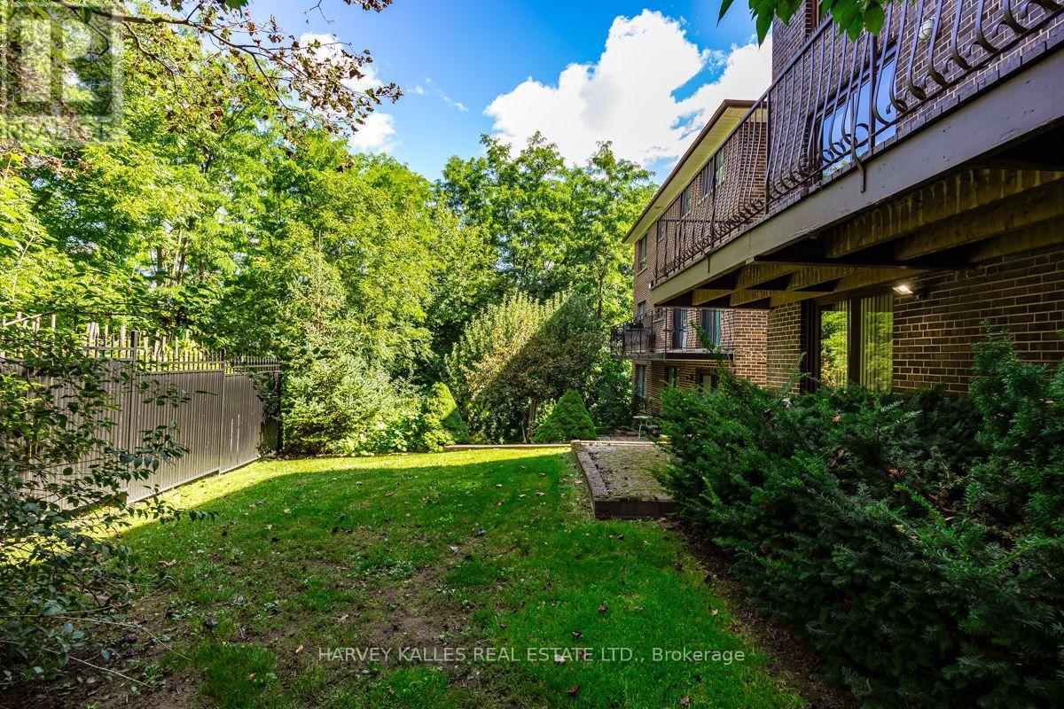 30 Coreydale Court, Toronto, Ontario  M3H 4T2 - Photo 43 - C13727500