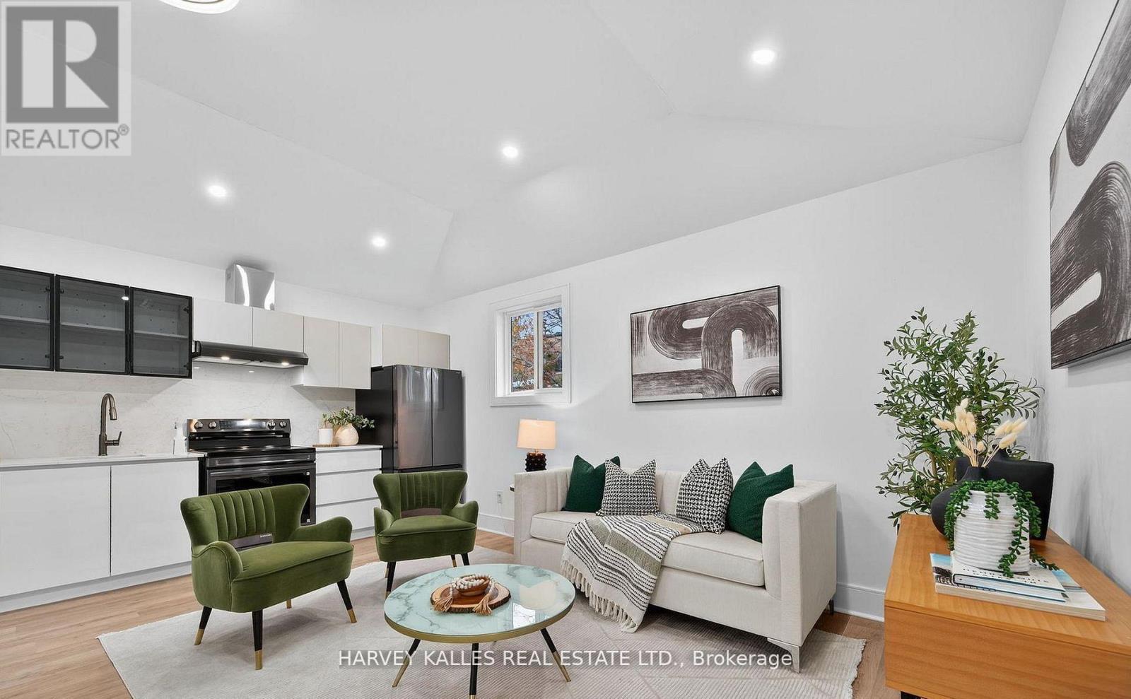 Garden Suite - 249 Lauder Avenue, Toronto, Ontario M6E 3H5 - Photo 6 - C13727770