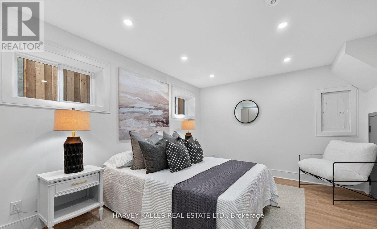 Garden Suite - 249 Lauder Avenue, Toronto, Ontario M6E 3H5 - Photo 9 - C13727770