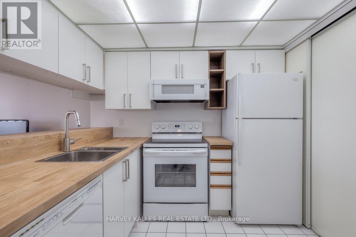 710 - 175 Cedar Avenue, Richmond Hill, Ontario L4C 9V3 - Photo 4 - N13728240