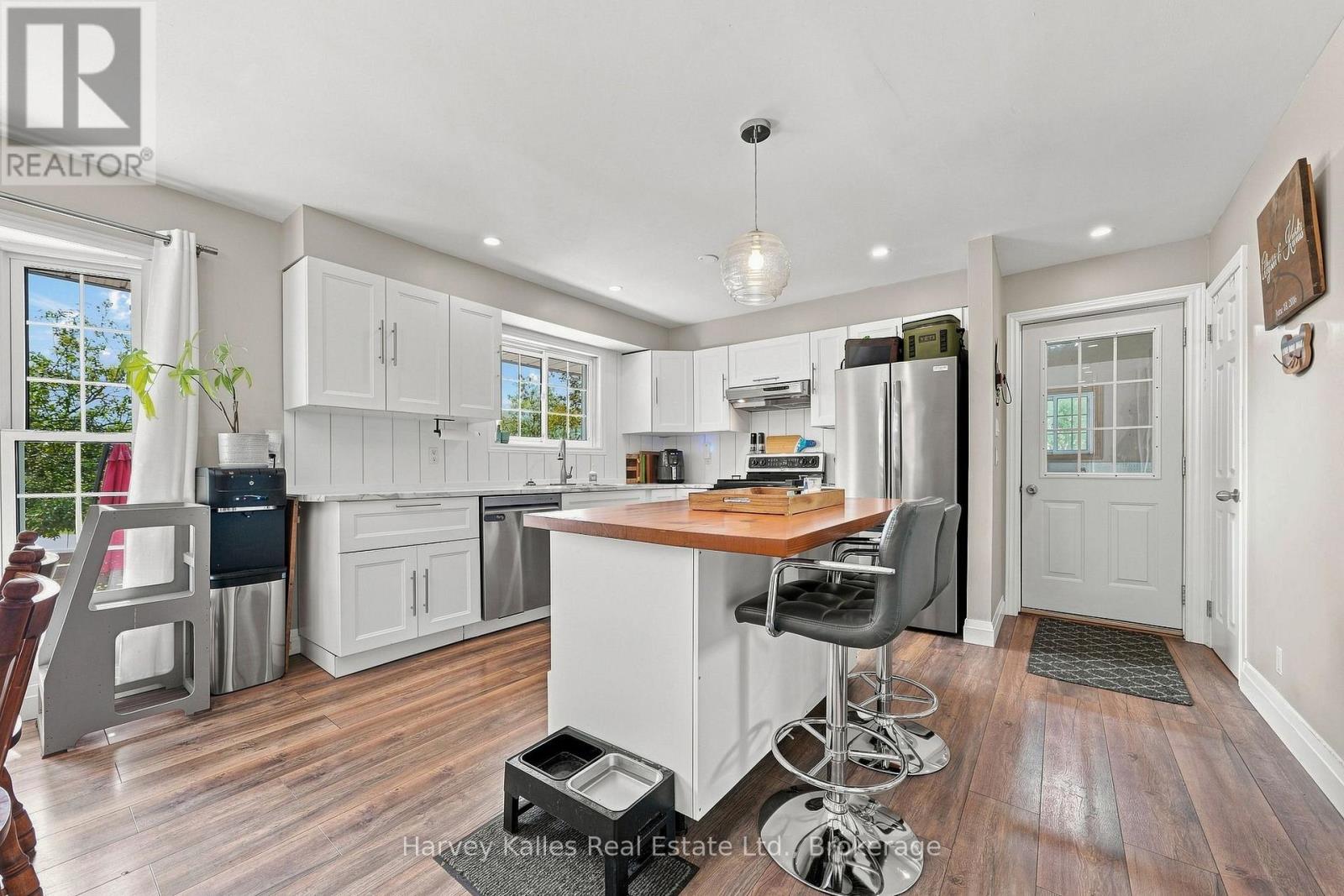 3437 County Rd 2 Road, Prince Edward County, Ontario K0K 1A0 - Photo 8 - X13728518
